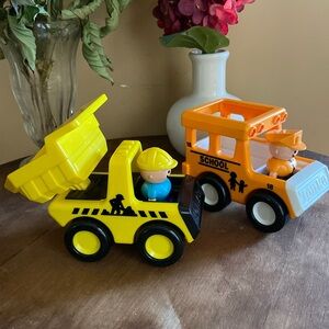 VintageTonka Chunky Vehicles Set-Dump Truck&School BusWith Clicking Wheels 1987